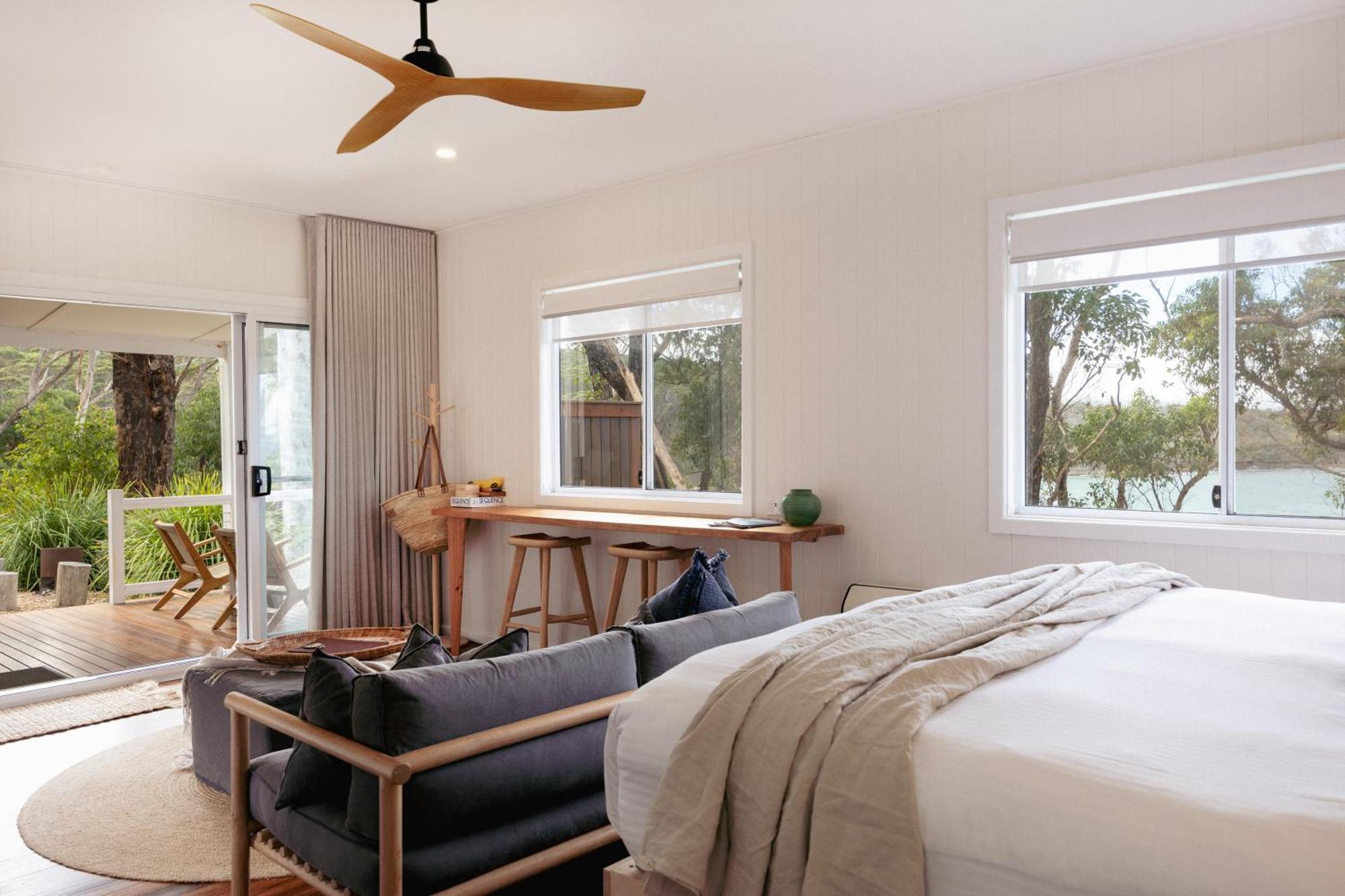 Pebbly Beach Escape East Lynne Rom bilde
